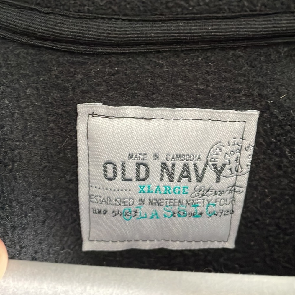 Old Navy XL Black Half-Zip Fleece Sweatshirt - Picture 3 of 4